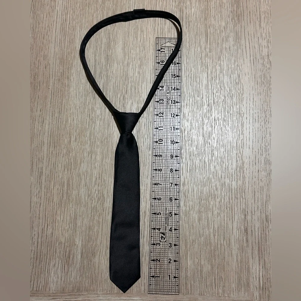 Pre-Tied/ Zipper Red Striped and Black Solid Kids Neck Ties - Set of 2 (2”W)